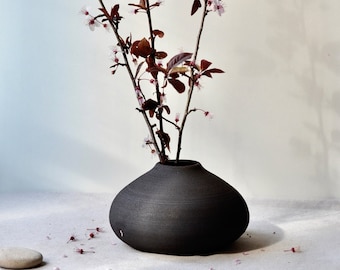 Vase Wabi Sabi, vase en poterie, large vase ikebana, vase japonais en céramique, décoration d'intérieur rustique, vase minimaliste, vase bas, cadeau pour la maison