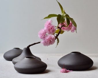 Black Porcelain Japandi Vase, Matte Black Ikebana Vase, Japanese Vase, Ikebana Arrangement, Matte Ceramic Vase, Handmade Pottery, Minimalist
