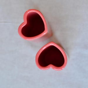 Set Of 2 Pink Heart Vases, Small Flower Vases, Ceramic Vases, Ikebana Vases, Small Vases Set, Hosting Gift, Marriage Proposal Decor