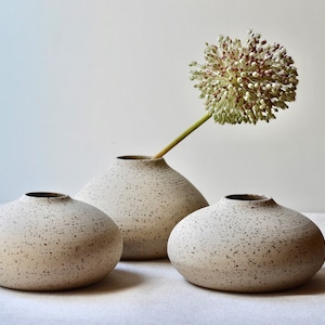 Handmade Beige Speckled Vase: Wabi Sabi Ceramic Ikebana Vase