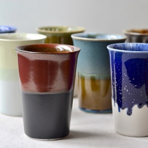 Taza de viaje de cerámica con tapa, taza de café única, taza de viaje de porcelana, tazas de café reutilizables, vaso de viaje, el mejor regalo para ella, artículos para beber