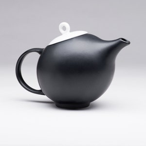 Modern Teapot With Infuser, Black Matte Teapot, Ceramic Tea Pot, Eva Inspired Teapot, Minimalist Teaware, Modern Table Decor,Black And White