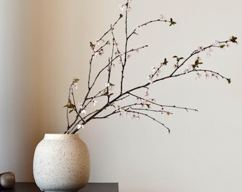 Handmade Beige Speckled Korean Moon Jar Vase: Minimalist Rustic Ceramic Pottery, Moribana Ikebana Vase