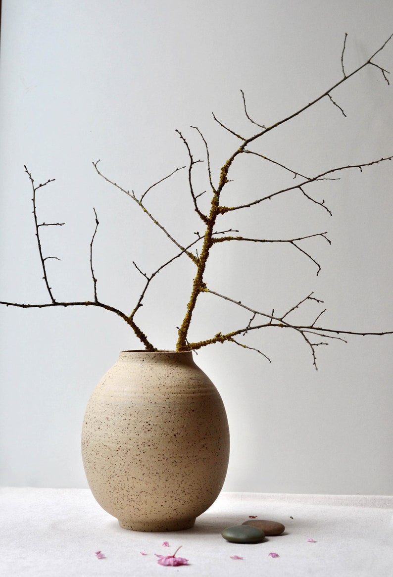 Beige Speckled Korean Vase, Moon Jar Vase, Korean Pottery, Minimalist Ikebana Vase, Traditional Vase, Decorative Ceramic Vase, Handcrafted image 6