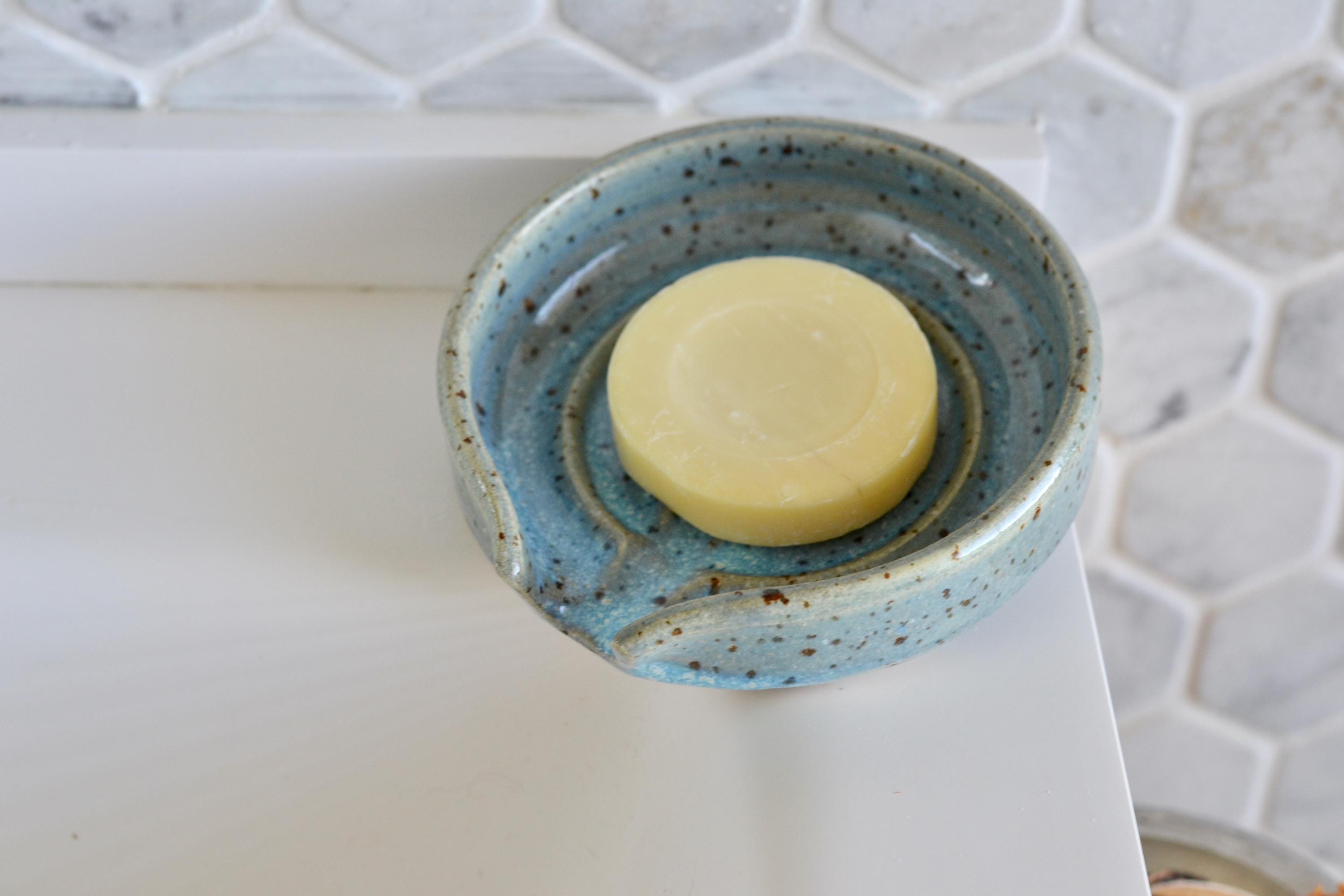 Handmade Ceramic Soap Dish: Self-Draining Speckled Stoneware