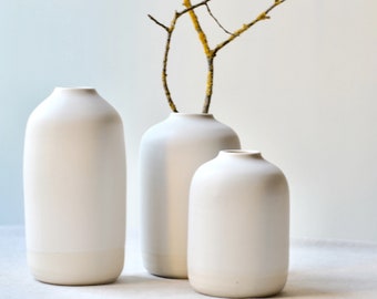 White Ceramic Vase, Handmade Vase, Matte White Vase, Pottery Vase, Stoneware Bud Vase, Minimalist Home Decor, Scandinavian Vase, Modern