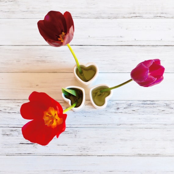 ハート型花瓶セット：小さな陶器の生け花用花瓶、ロマンチックな装飾