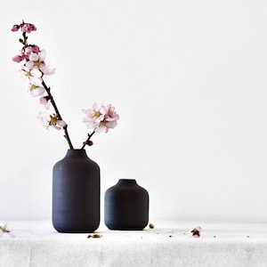 Black Porcelain Vase, Matte Black Ceramic Vase, Handmade Vase, Ledge Decor, Clay Bud Vase, Black Pottery, Modern Centerpiece, Scandinavian