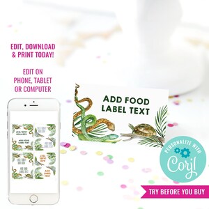 Op de afbeelding: Printbare voedseletiketten met een groene slang en een schildpad op een witte achtergrond met groene bladeren. De tekst "ADD FOOD LABEL TEXT" wordt op het etiket weergegeven. De etiketten zijn ontworpen om te worden gepersonaliseerd met de tekst "PERSONALIZE WITH Corjl" en "TRY BEFORE YOU BUY" onderaan.