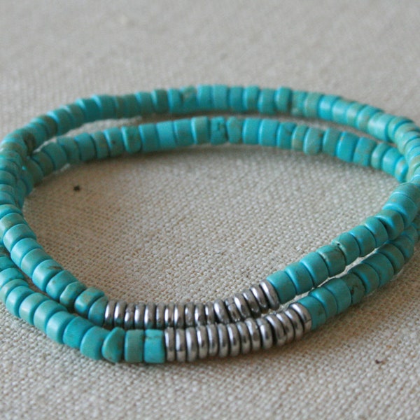 Turquoise heishi bracelet //