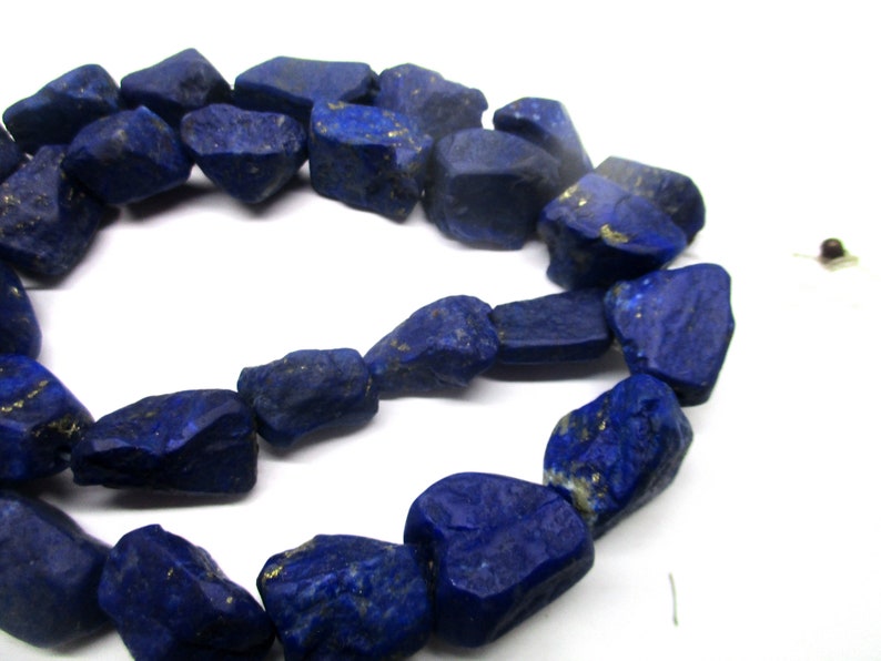 16.5/'/'Stunning Blue matte finish nugget Lazuli Lazulite with Gold Pyrite Natural Beads Strands Afghanistan L81