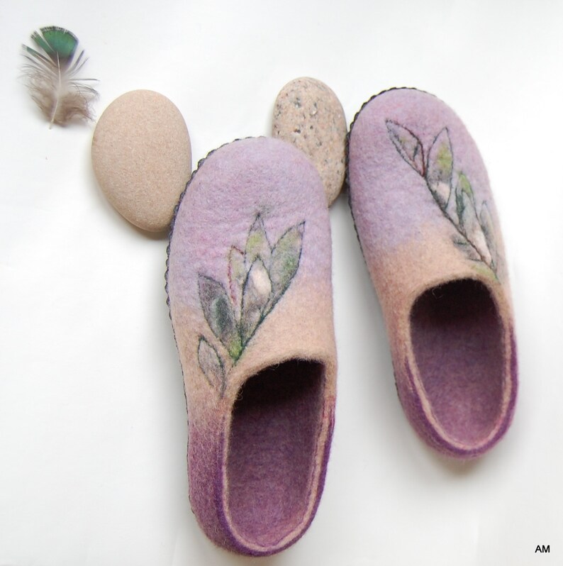 Women Floral Embroidered Casual Comfort Elegant Slippers | Elegant slippers, Slippers, Women