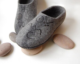 Felted Wool Slippers, Gray Charcoal, Balts Symbols Art