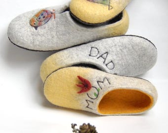 MOM and DAD slippers - Lovebirds felted slippers, his and her wool slippers, Engagement gift,  Couples set , house shoes - made to order