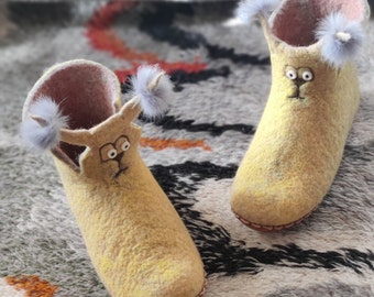 Squirrel art wool felted slippers , unisex home slippers , Natural Valenki Women winter design slippers 100% wool - made to order