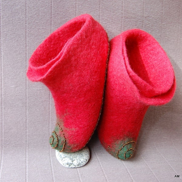 felted wool slippers for women Red  blossom -house shoes- cozy gift-eco living-7,5 US