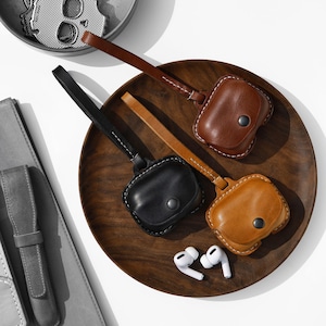 Airpods Pro Case Leather Strap Protective Case For AirPods Pro Headphone Case For Airpods Pro Earphone Bags Earpods Accessories