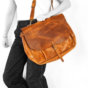 Genuine Leather US Mail Bag Vintage Messenger Briefcase Shoulder Bag 15inch Laptop Bag Sun Brown color No-Logo Size XL image 1