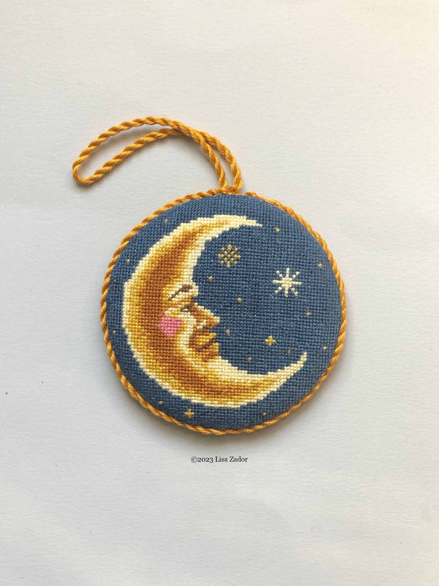 Crescent Moon Original Cross-stitch Pattern - Cross-stitch