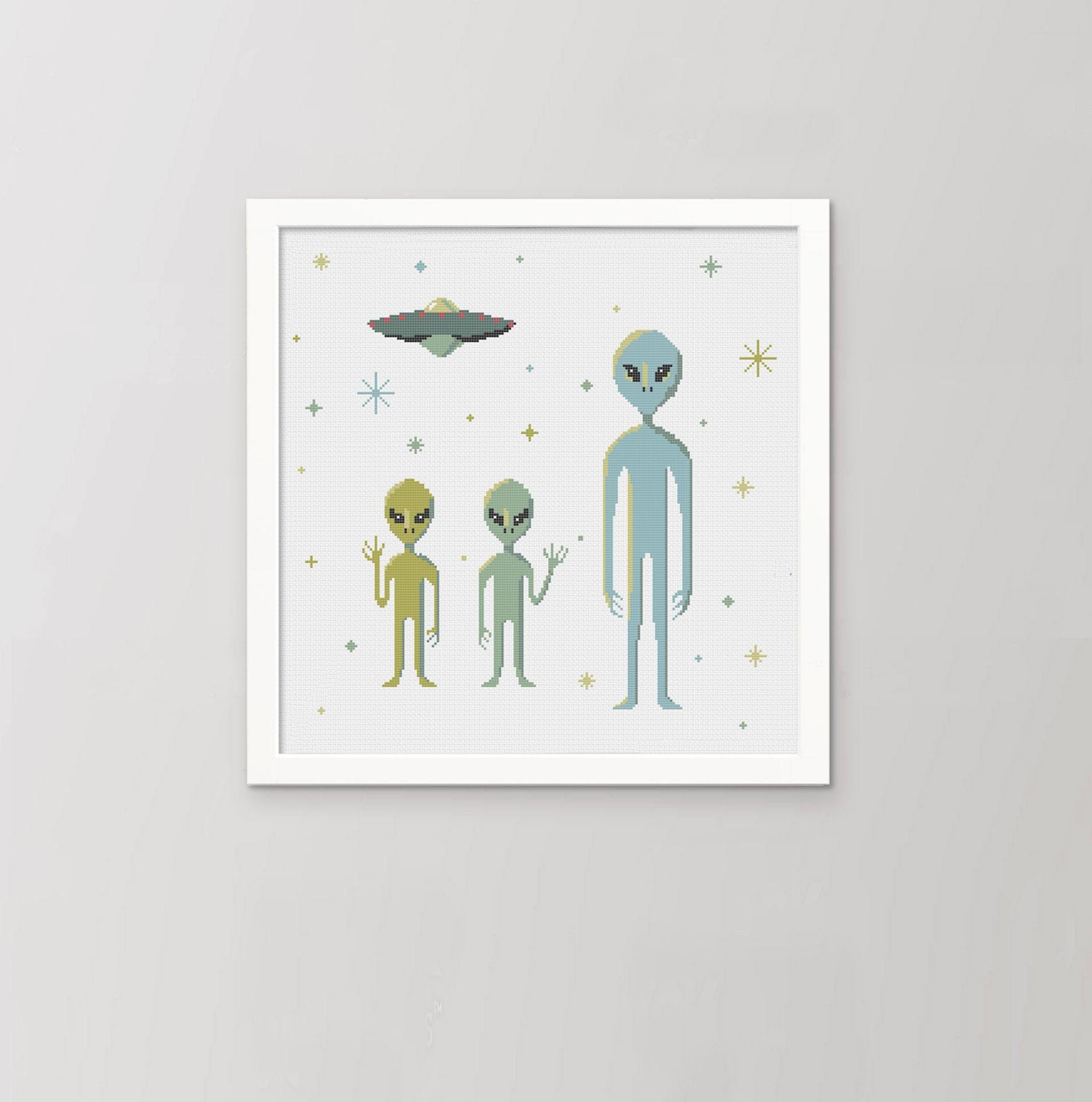 Aliens Cross Stitch Pattern - Retro UFO - Needlepoint Pattern