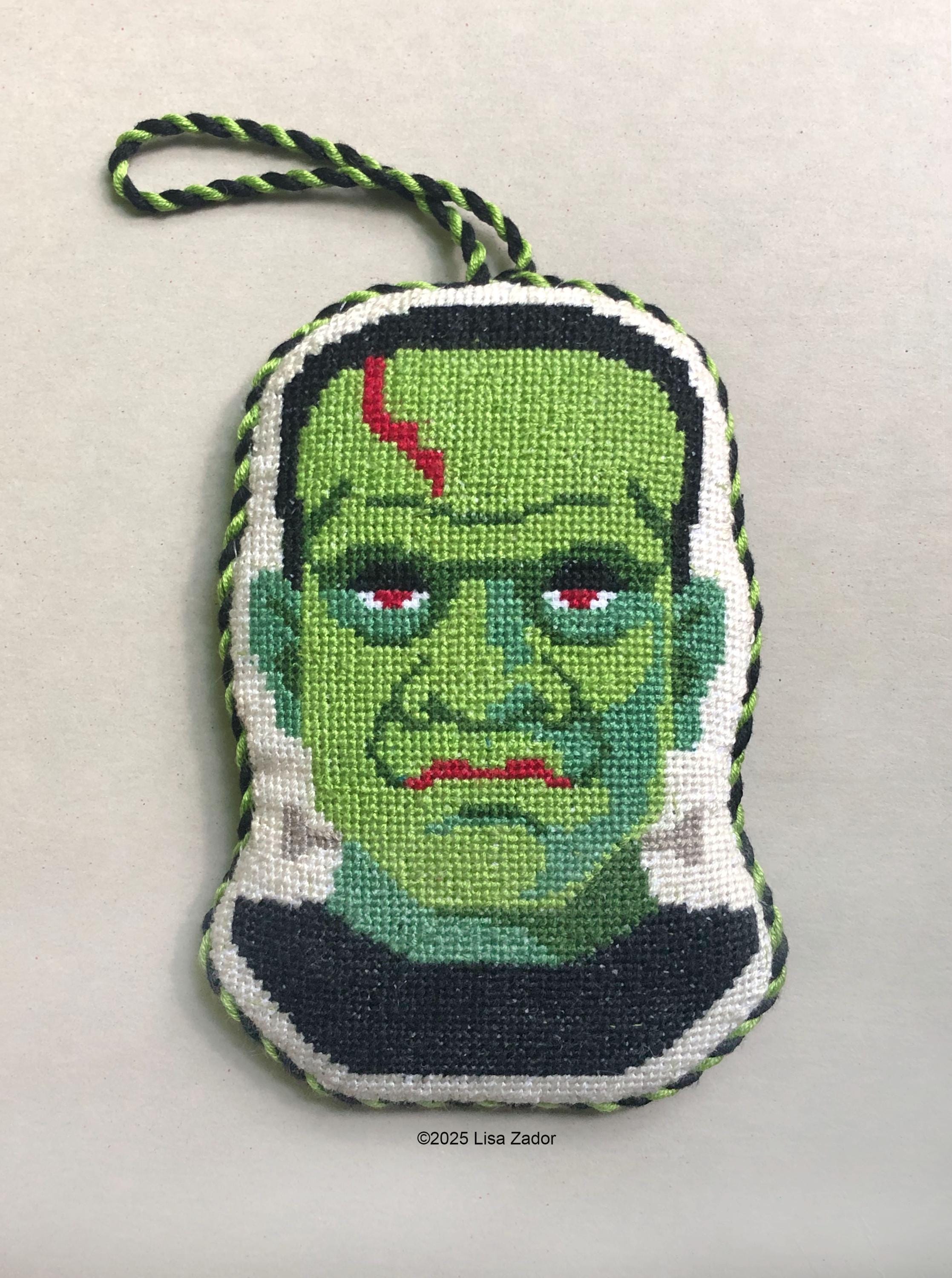 吸血鬼、フランケンシュタイン、狼男のニードルポイントオーナメント