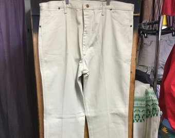 Unused Beige Wrangler Jeans