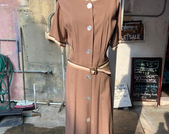 1950s Brown Short Sleevel Dress With Matching Original Belt