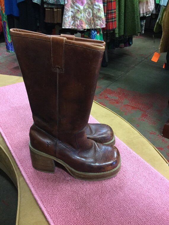10M Platform FYRE Brown Boots