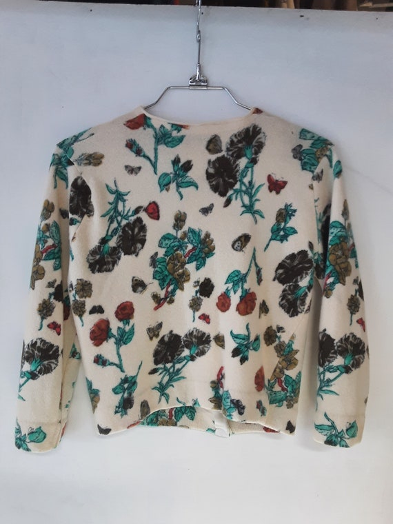 1950s Cashmere Floral Cardigan - image 3