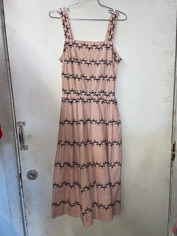 1950s Light Pink Dress with Black Embroidery Gem