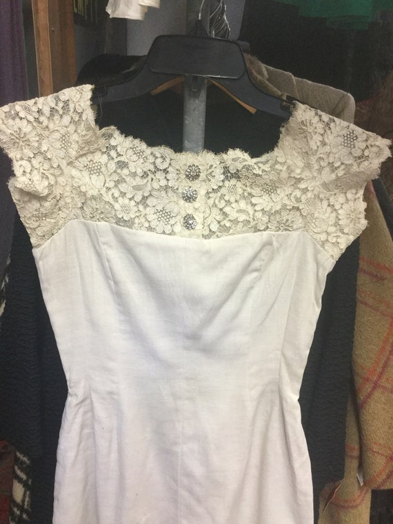 White 1950’s Wiggle Dress - image 2