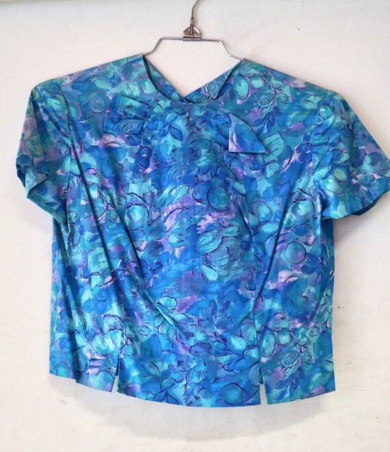 1950’s Button Back Top Snowflower Pattern by J. M… - image 1