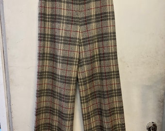 1970-talets rutiga byxor med hög midja för kvinnor
