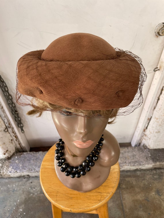 Brown Wool Felt Hat with Mesh Veil - image 3