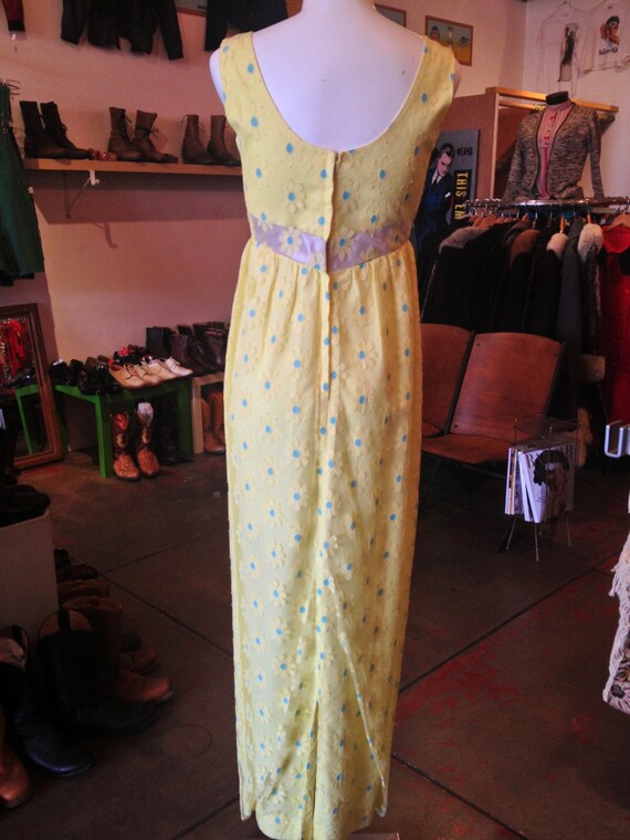 SALE Yellow Daisy Dress // 1960s Party Dress // 6… - image 3