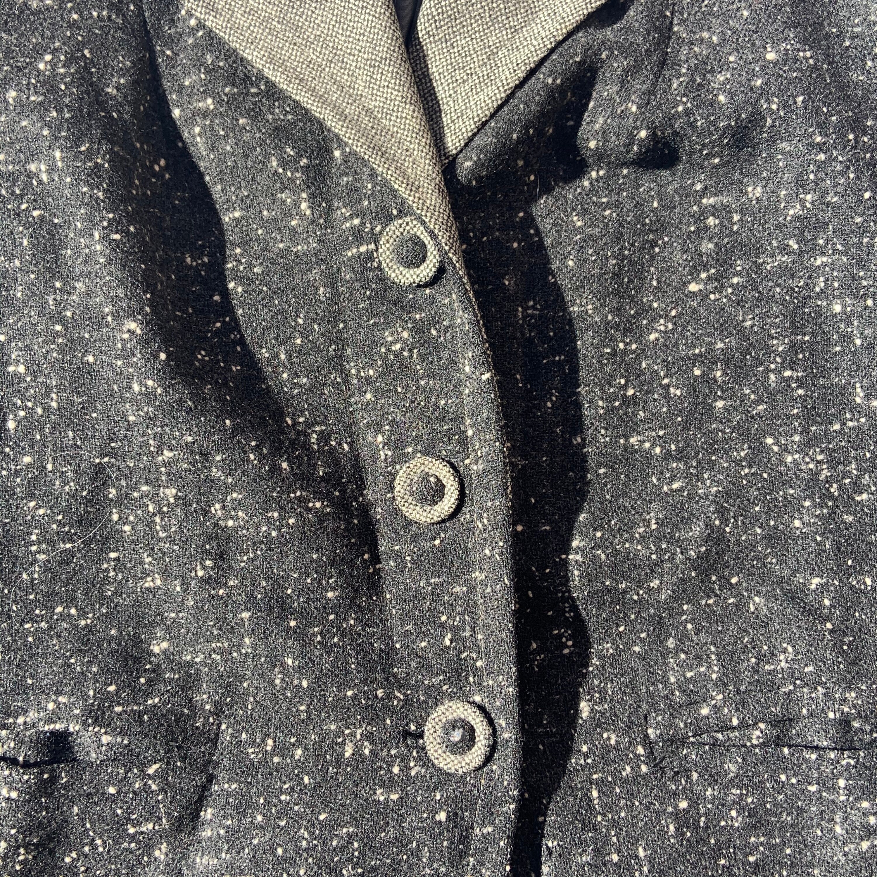 1950s Charcoal Fleck Wool With Salt and Pepper Pattern Lapel and 