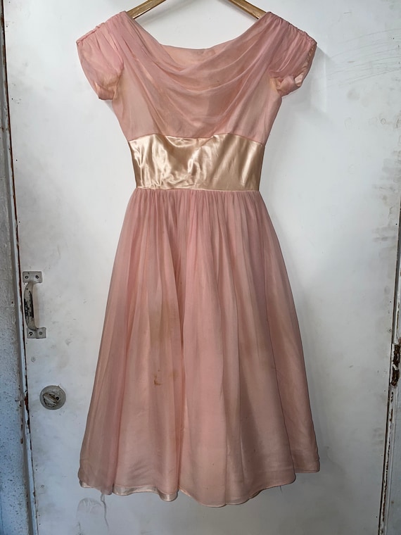 1950s Baby Pink Chiffon Party Dress - image 1