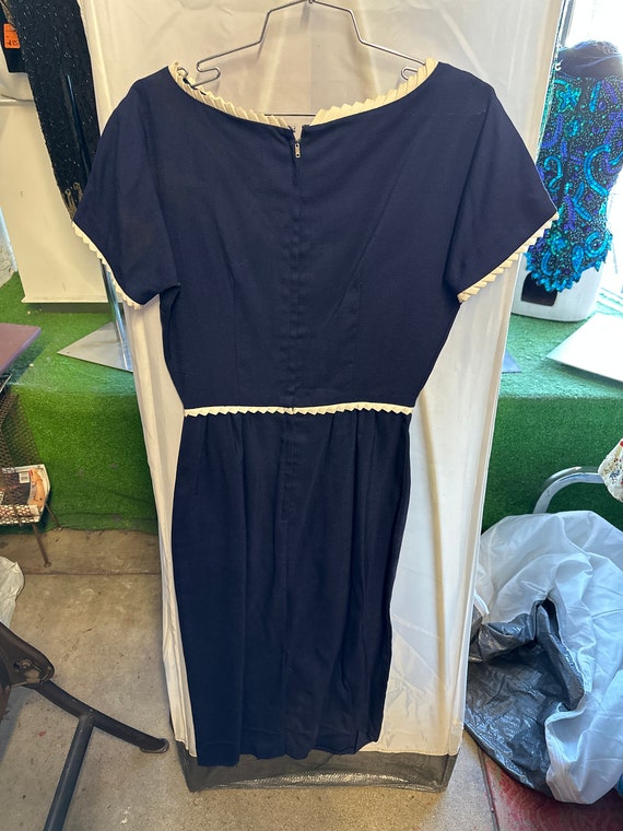 1950s Dark Navy Blue White Pleated Trim Day Dress - image 2