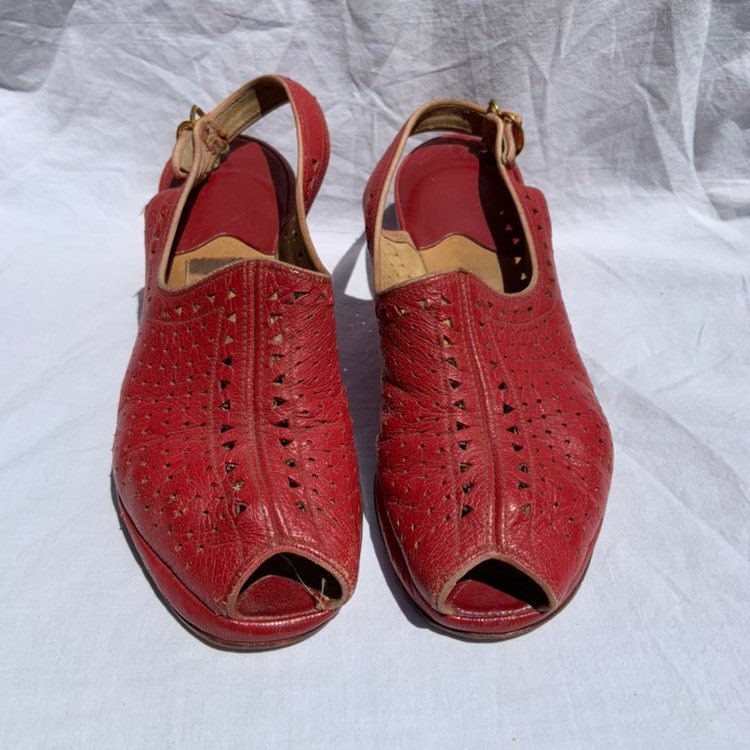 1940s Red Leather Sling Back Wedges - Etsy