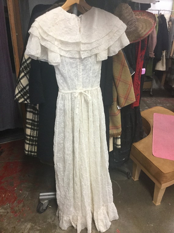 Sheer White Long Gown Stiched Flower - image 3