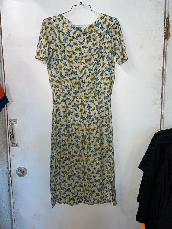 1950s Butterfly Print Day Dress - image 4