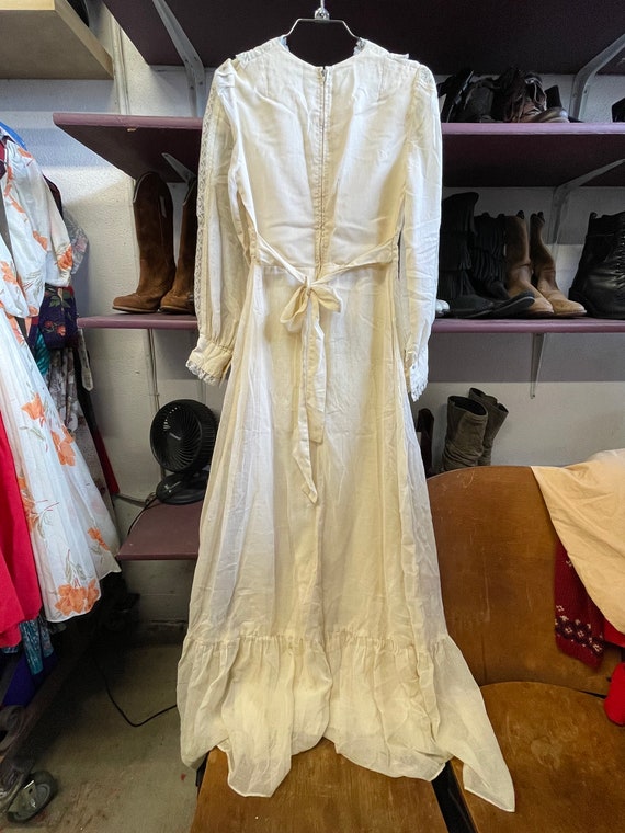 Stunning Rare 1970s Soft Cream Delicate Floral Romantic Cotton Prairie Maxi Dress