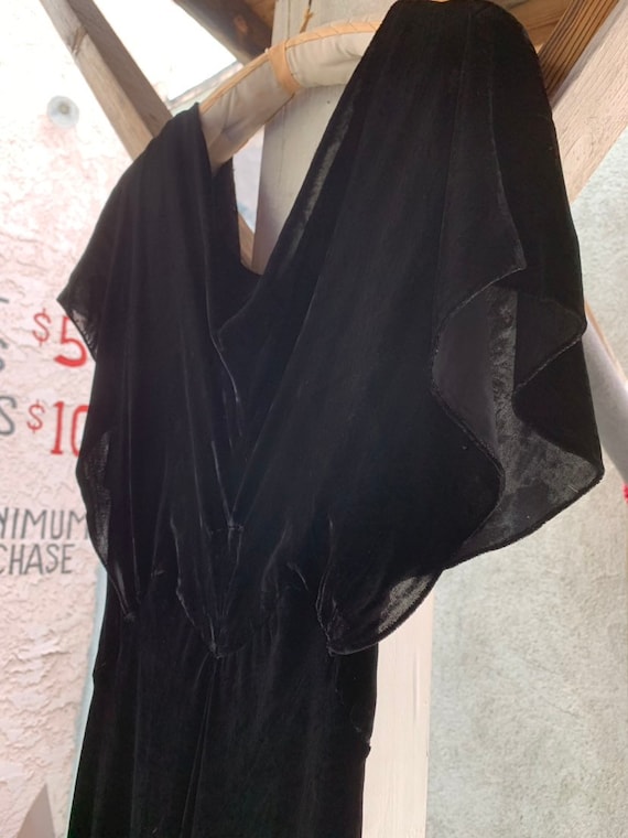 1930s Black Silk Velvet Bias Cut Evening Gown