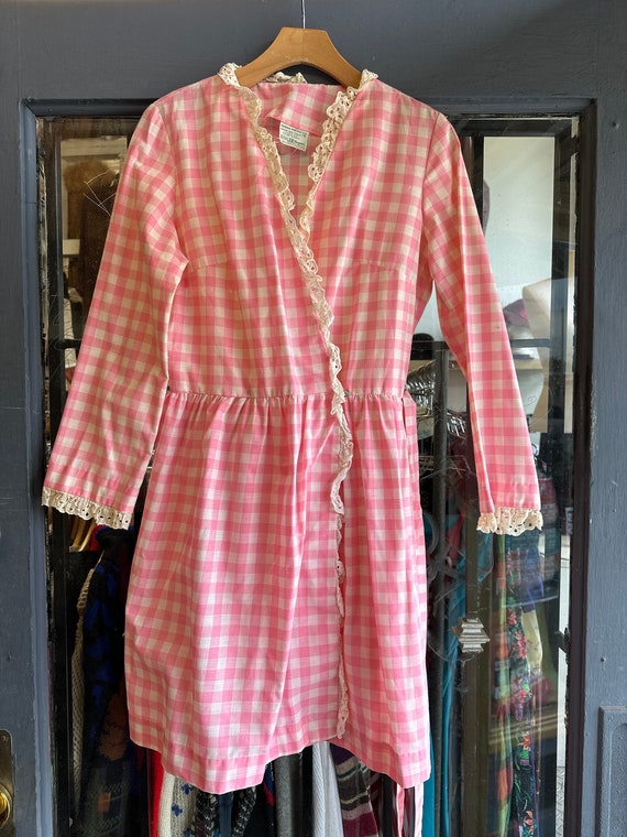 1960s Sears Gingham Pink Eyelet Lace Trim Dress