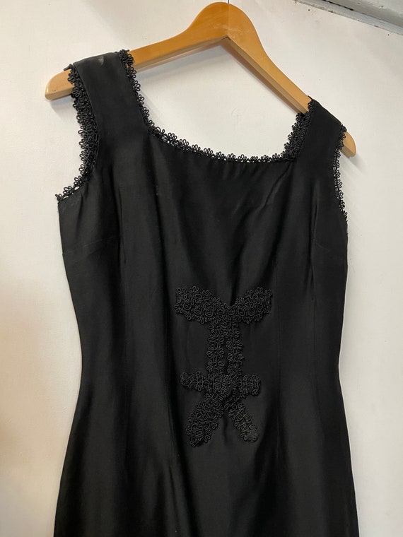 1950s Black Crepe Dress with Cord Embroidery - image 2