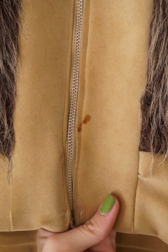 70s Ladies Faux Fur Jacket - image 3