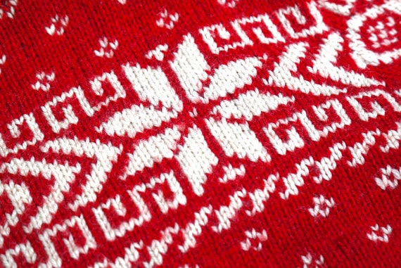 1950’s Ski Sweater Wool Snowflake Key Pattern