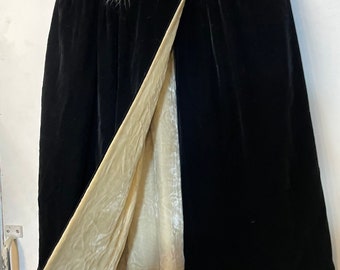 1930s Silk Velvet Fur Trim Cape