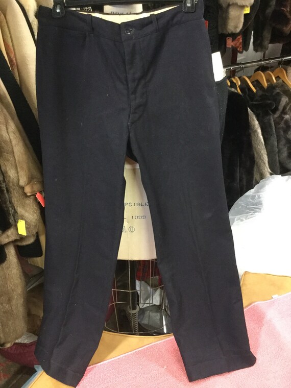 size 33 men's pants
