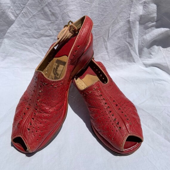 1940s Red Leather Sling Back Wedges
